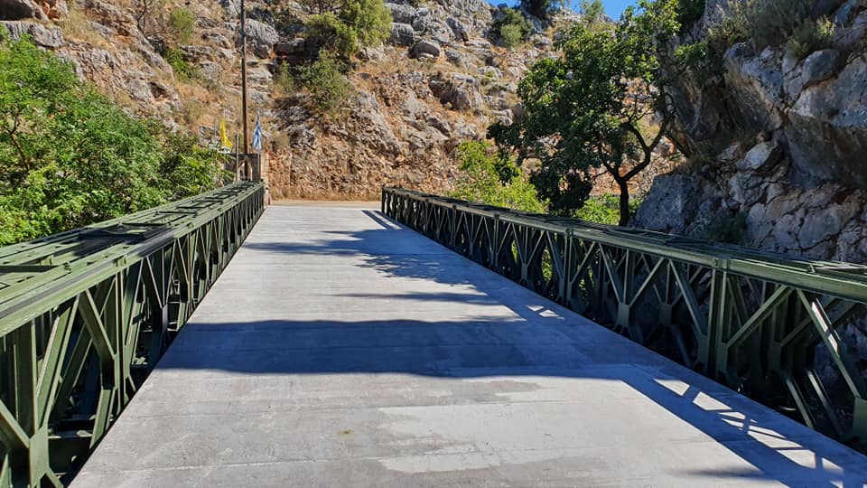 Αργοστόλι: Επιτέλους δόθηκε στην κυκλοφορία η γέφυρα της Αγίας Βαρβάρας [εικόνες]