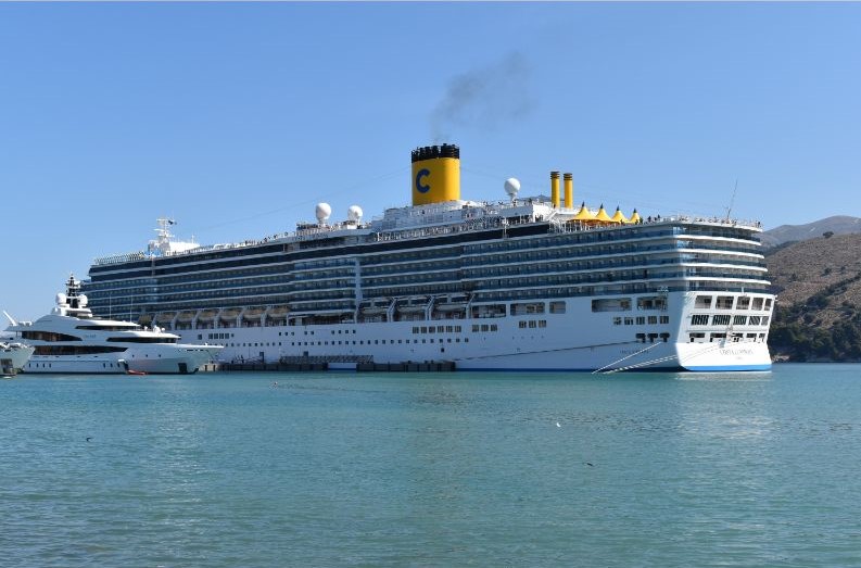 Costa Luminosa: Το πρώτο κρουαζιερόπλοιο στο Αργοστόλι [εικόνες]