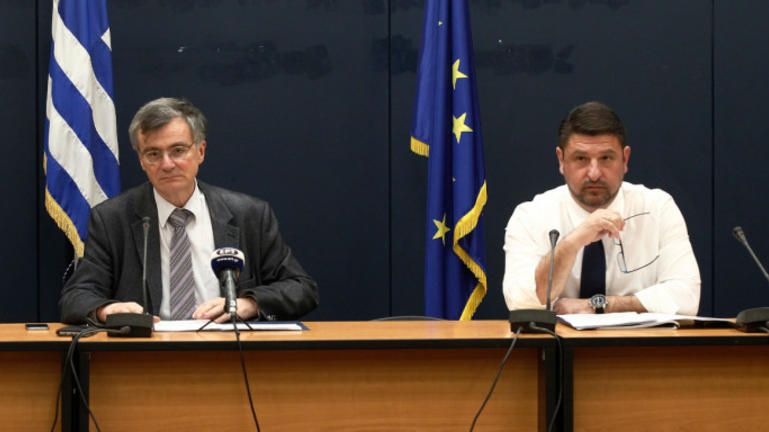Έκτακτη σύσκεψη με Τσιόδρα και Χαρδαλιά για την μετάλλαξη Δέλτα στην Κρήτη