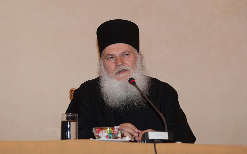 Ηγούμενος Εφραίμ: Επιδεινώθηκε η υγεία του από τον κορονοϊό – Σκληρή μάχη των γιατρών