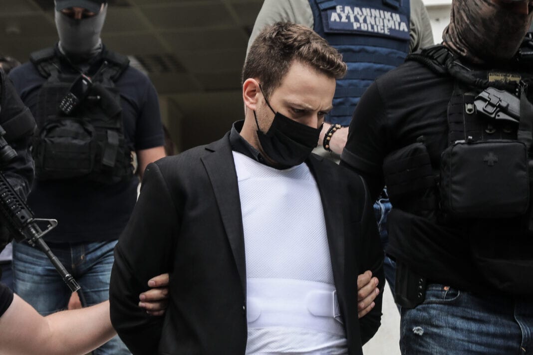 «Ο πιλότος σκότωσε την Καρολάιν για να της κλείσει το στόμα»! – «Βόμβα» από τον αντιστράτηγο ε.α. Α