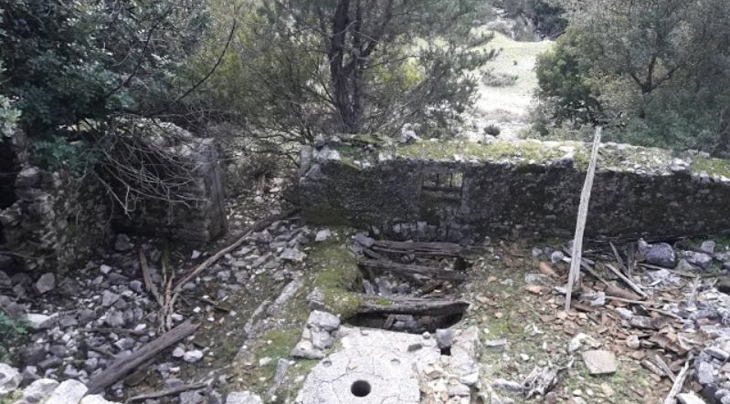 Οδοιπορικό στο ποτάμι στα Ζερβάτα Σάμης [εικόνες]