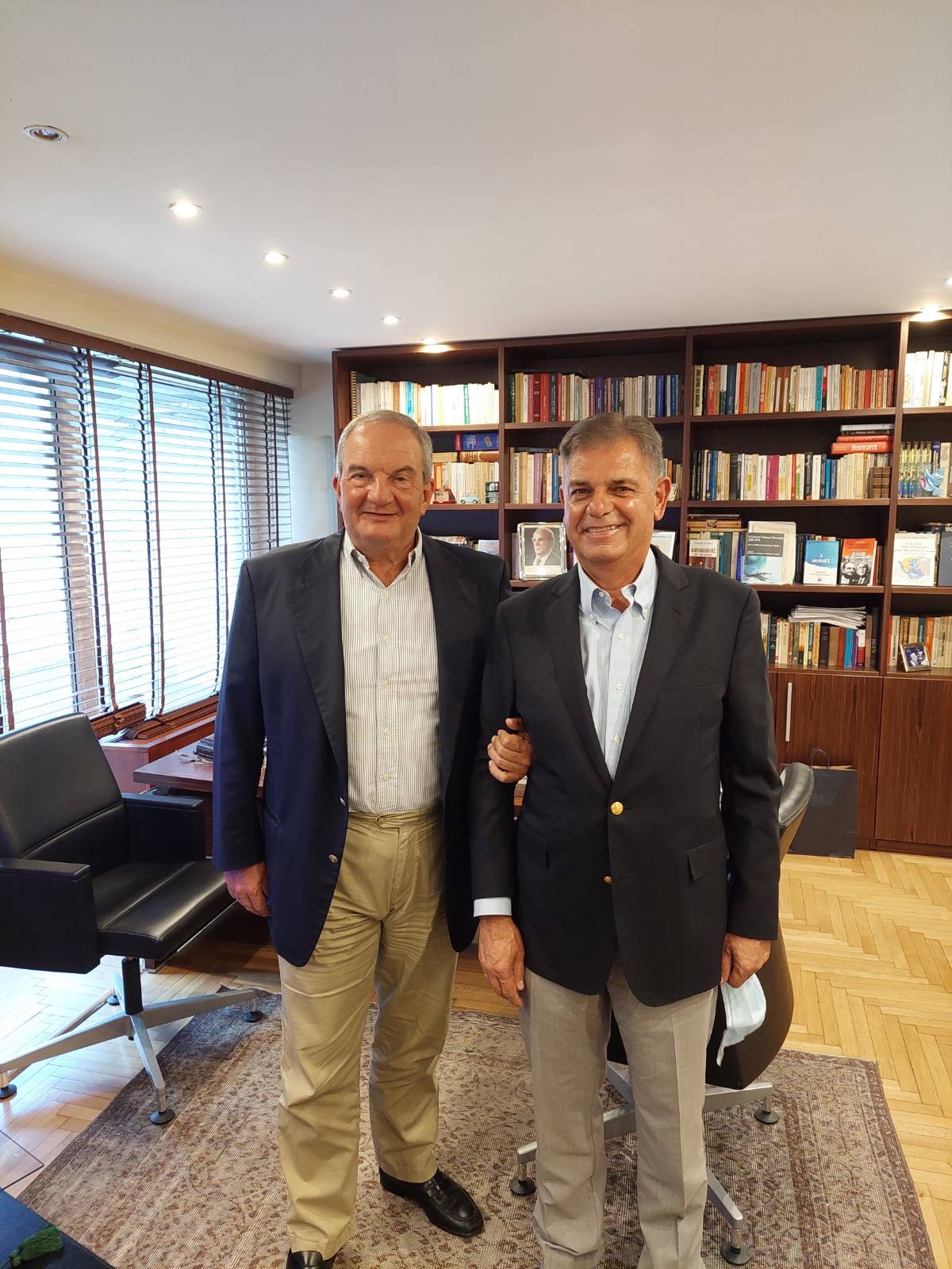 Συνάντηση Καραμανλή  Λουκέρη στην Παναγή Κυριακού –Τι συζήτησαν οι δύο άνδρες [εικόνες]