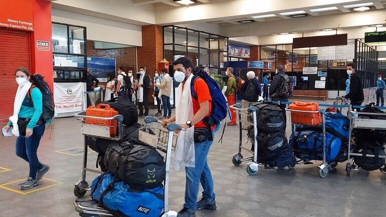 Ανοίγει από αύριο η αγορά των Βρετανών τουριστών