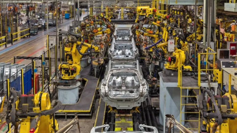 Ανοίγει ο δρόμος για αυτοκίνητα Made In… Greece