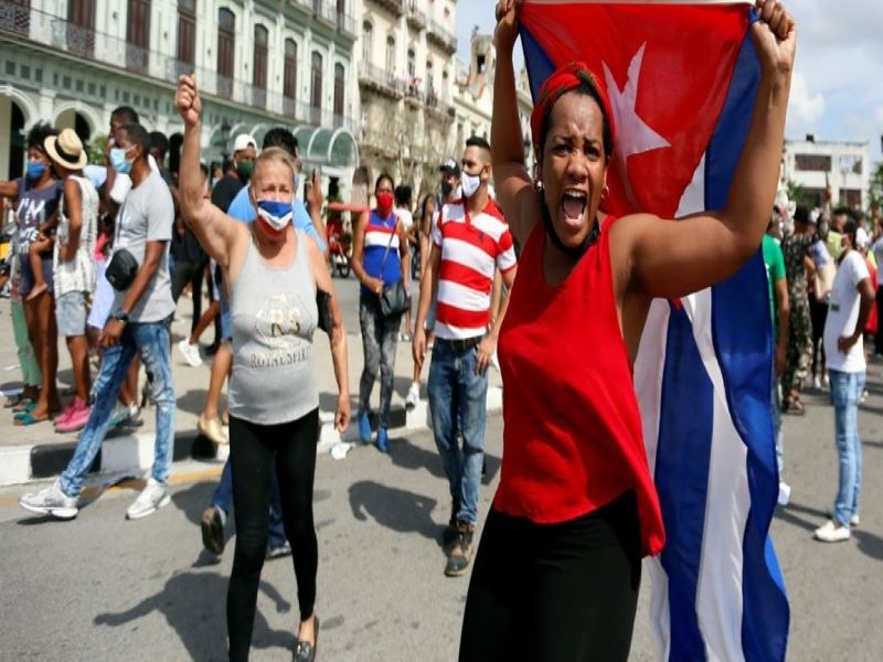 ΕΛΜΕ-ΚΙ: Ψήφισμα αλληλεγγύης στους εργαζόμενους και το λαό της Κούβας
