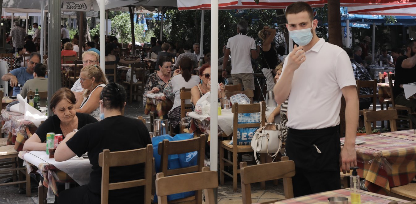 Νέα μέτρα: Τι ισχύει με Self Test και Rapid Test των ανεμβολίαστων εργαζόμενων – Ποιος θα τα πληρώνει