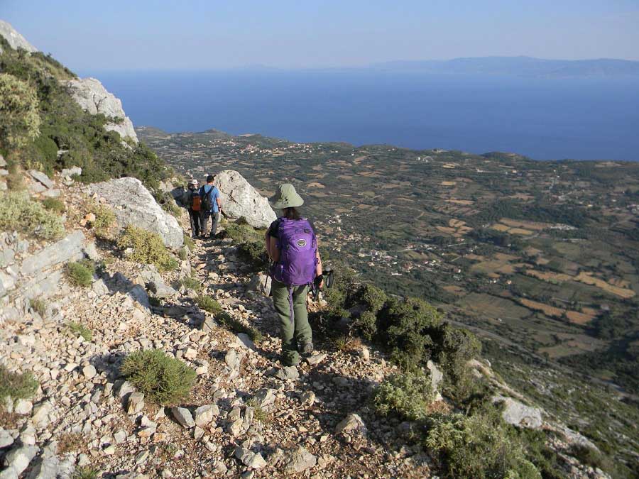 Νέα απαγόρευση κυκλοφορίας στον Εθνικό Δρυμού Αίνου  Κίνδυνος πυρκαγιάς