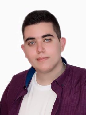Νίκος Χριστοδούλου: Ο έφηβος βουλευτής Κεφαλονιάς γράφει για τη νέα σχολική χρονιά