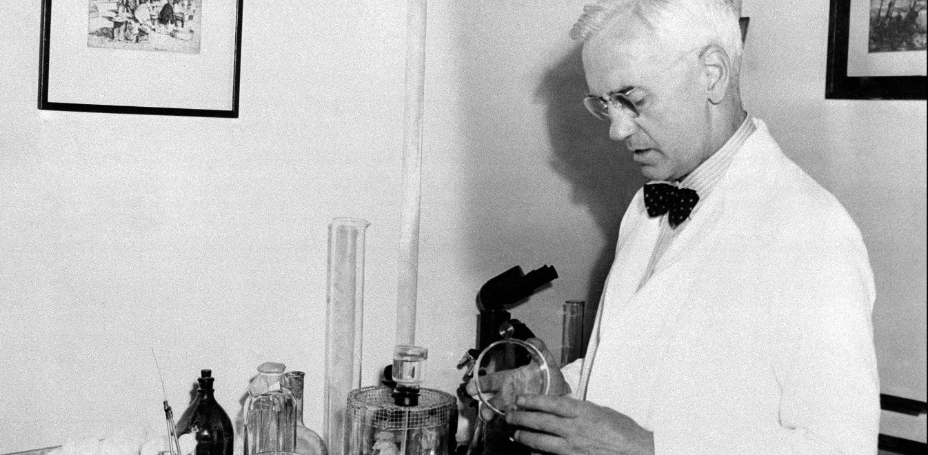 Σαν σήμερα 28 Σεπτεμβρίου, ο Αλεξάντερ Φλέμινγκ κάνει μια σπουδαία ανακάλυψη, την πενικιλίνη