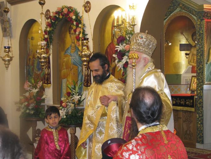 Άξιος! Τελέστηκε σήμερα η χειροτονία του Απόστολου Σπανού από τα Καμιναράτα