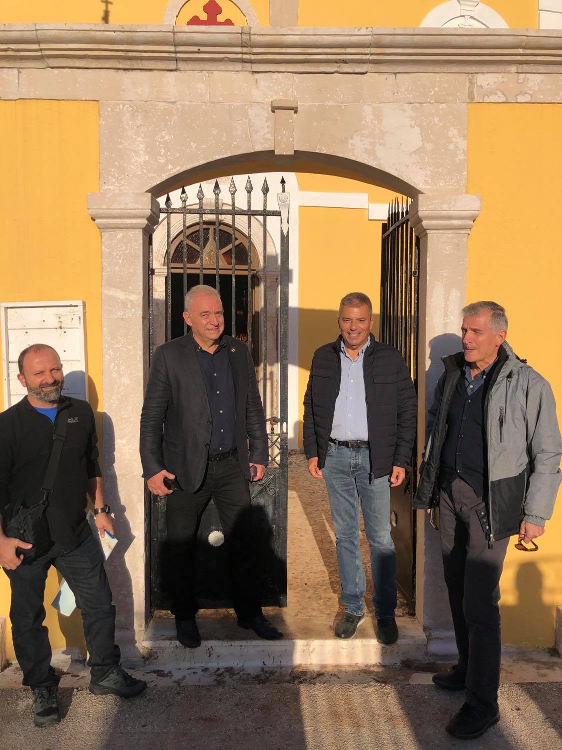 Επίσκεψη Καππάτου στην Ιθάκη με τον καθηγητή Ευθύμιο Λέκκα
