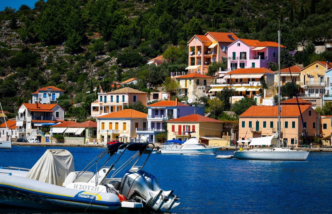 Ο Δήμαρχος Ιθάκης Διονύσης Στανίτσας μιλά στο Πρώτο: Με 0% θετικότητα το νησί και εμβολιασμένους σχεδόν 80%