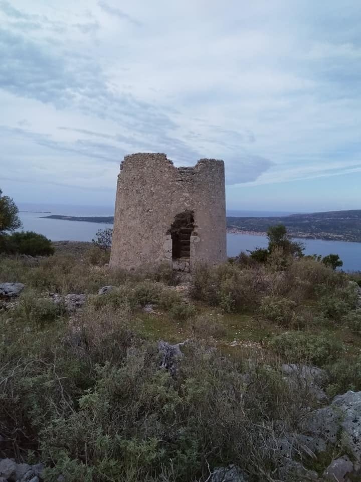 O μύλος του Δυσσέα στα Δαυγάτα [εικόνα]