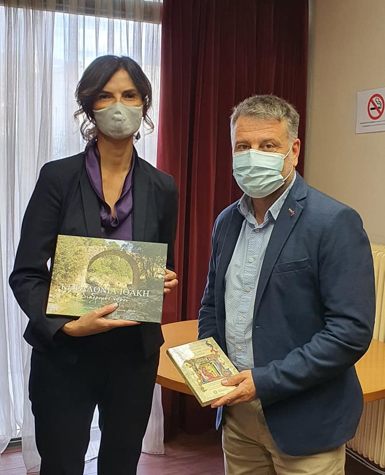 Στην Κεφαλονιά η Πρέσβης της Ιταλίας για το μνημόσυνο της Μεραρχίας Ακουι [εικόνες]