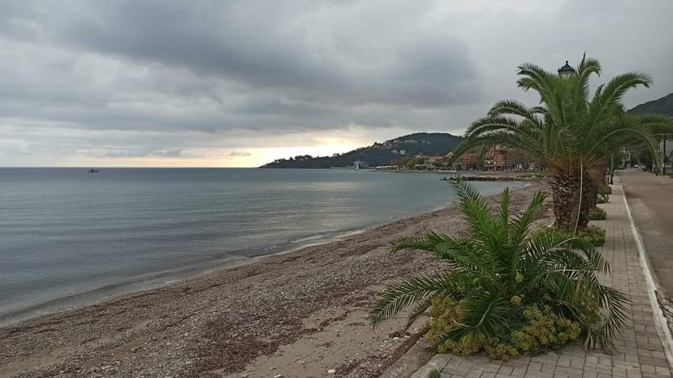 Θερμά λόγια για τον Πόρο στο “Σαββατοκύριακο με τον Μάνεση”