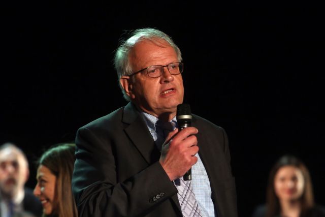 Τσελέντης: Δεν υπάρχουν πια εικονίσματα σε νοσοκομεία – Εδώ είναι Ελλάδα