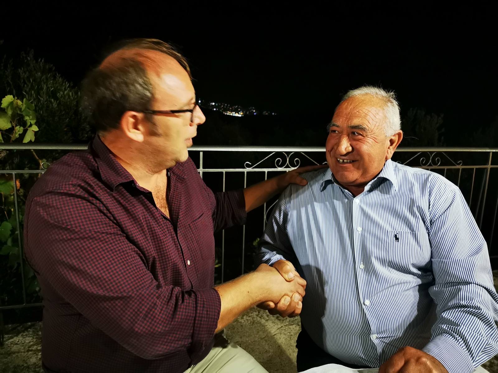 «Βόμβα»: τα βρήκαν Ανουσάκης με Τζωρτζάτο –Στηρίζει τη παράταξη Ανουσάκη για το δήμο Αργοστολίου