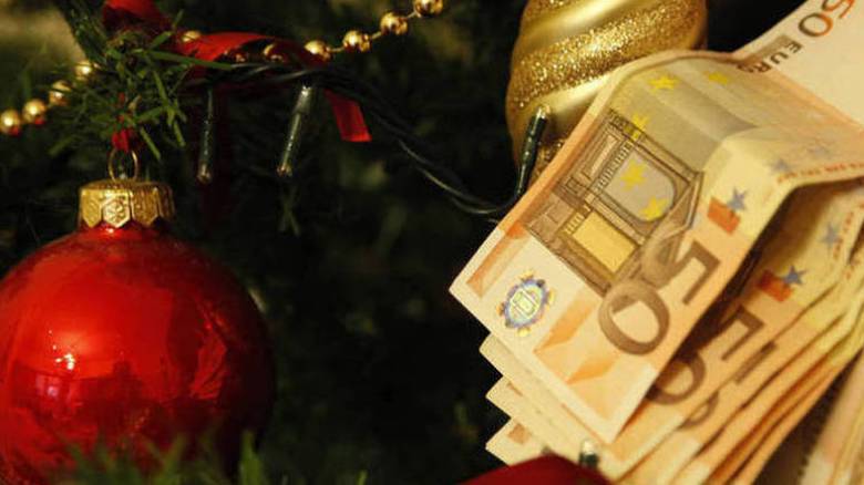 Δώρο Χριστουγέννων: Πώς υπολογίζεται – Πότε καταβάλλεται