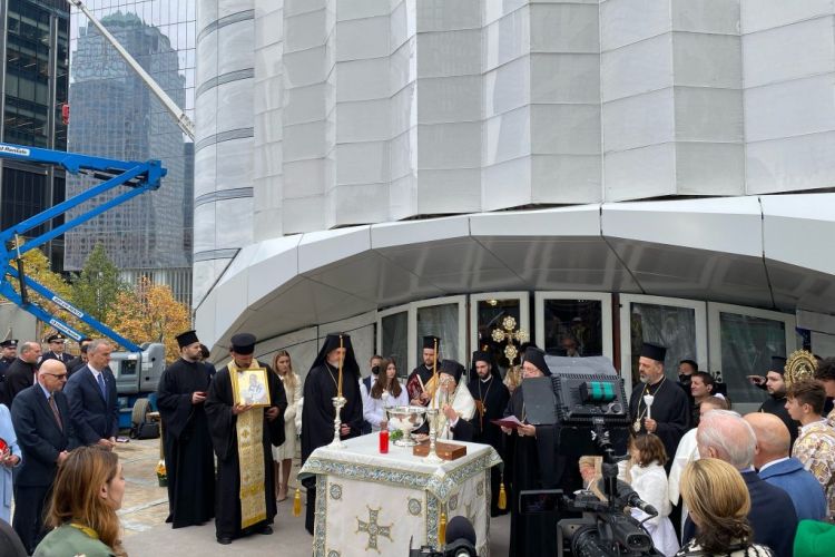 Θυρανοίξια στον ναό του Αγίου Νικολάου στο Σημείο Μηδέν (βίντεο)