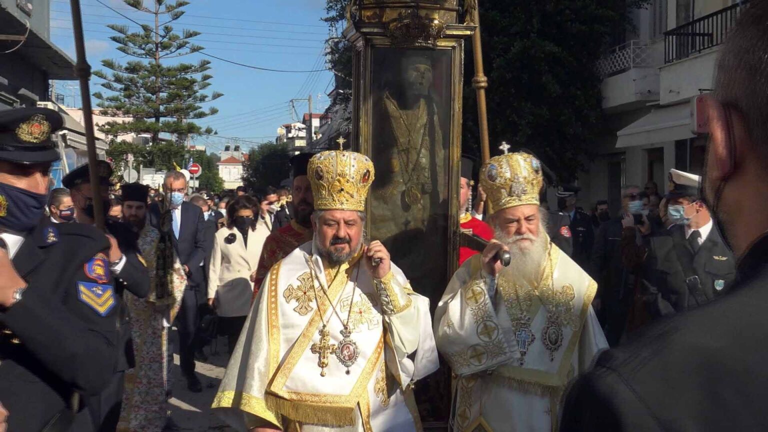 Εορτή Αγίου Διονυσίου: Λαμπρή Λιτάνευση στην ηλιόλουστη πόλη της Ζακύνθου [βίντεο]