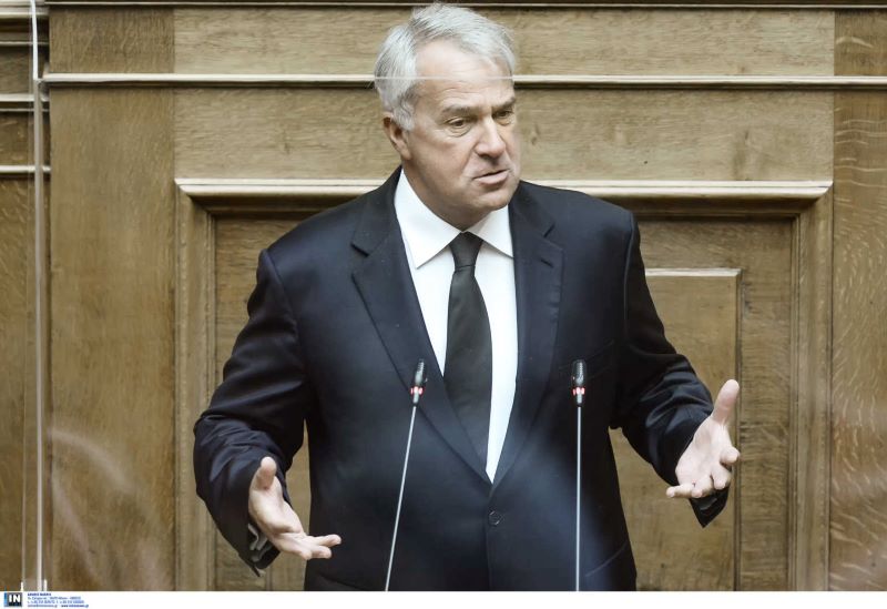 Έρχεται παράταση για τις συμβάσεις κορωνοϊού στους δήμους μέχρι τον Μάρτιο