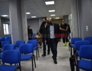 Ομιλία Απ. Κατσιφάρα υπερ Γ. Παπανδρέου στο Επιμελητήριο.