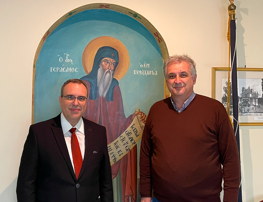 Το Ekefalonia βρέθηκε στα γραφεία της Αδελφότητας Πειραιά  Η πρώτη συνέντευξη του νέου Προέδρου Παύλου Σκλαβούνου [εικόνες +βίντεο]