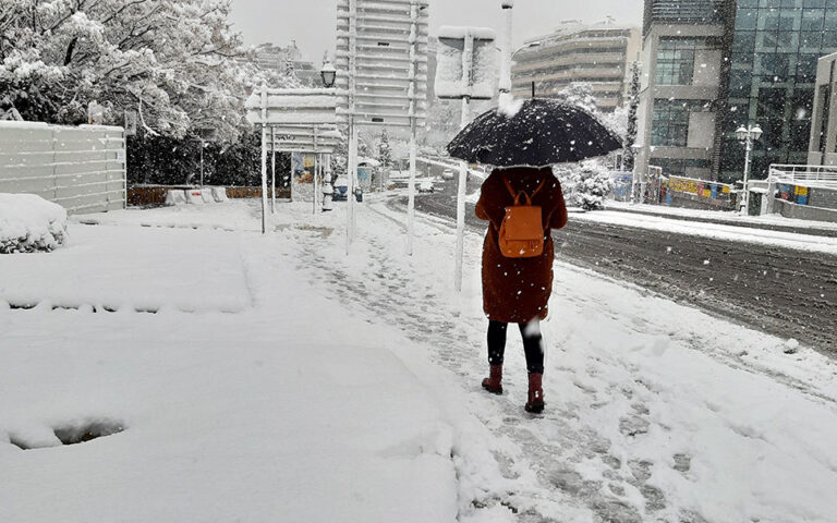Έκτακτο δελτίο επιδείνωσης του καιρού από την ΕΜΥ: Νέα κακοκαιρία με ισχυρές καταιγίδες και χιόνια