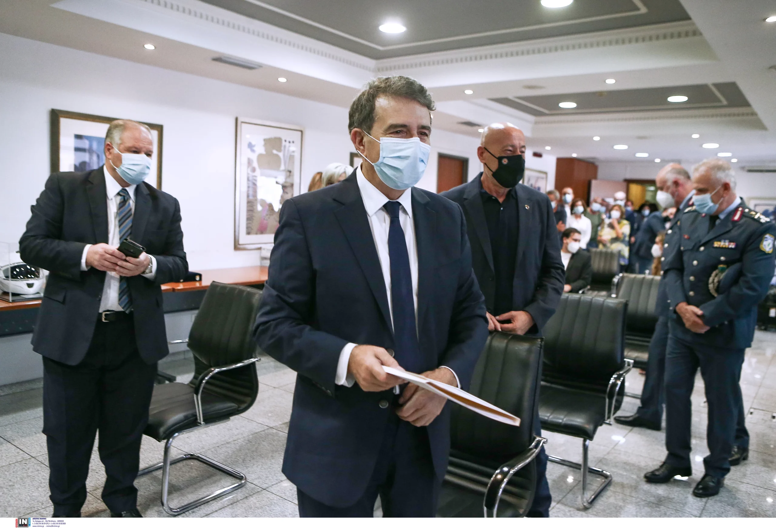 Γιατί όλοι θυμούνται τώρα τον Χρυσοχοΐδη; – Πέρυσι έκλεισε την Εθνική Οδό και “τα άκουσε”