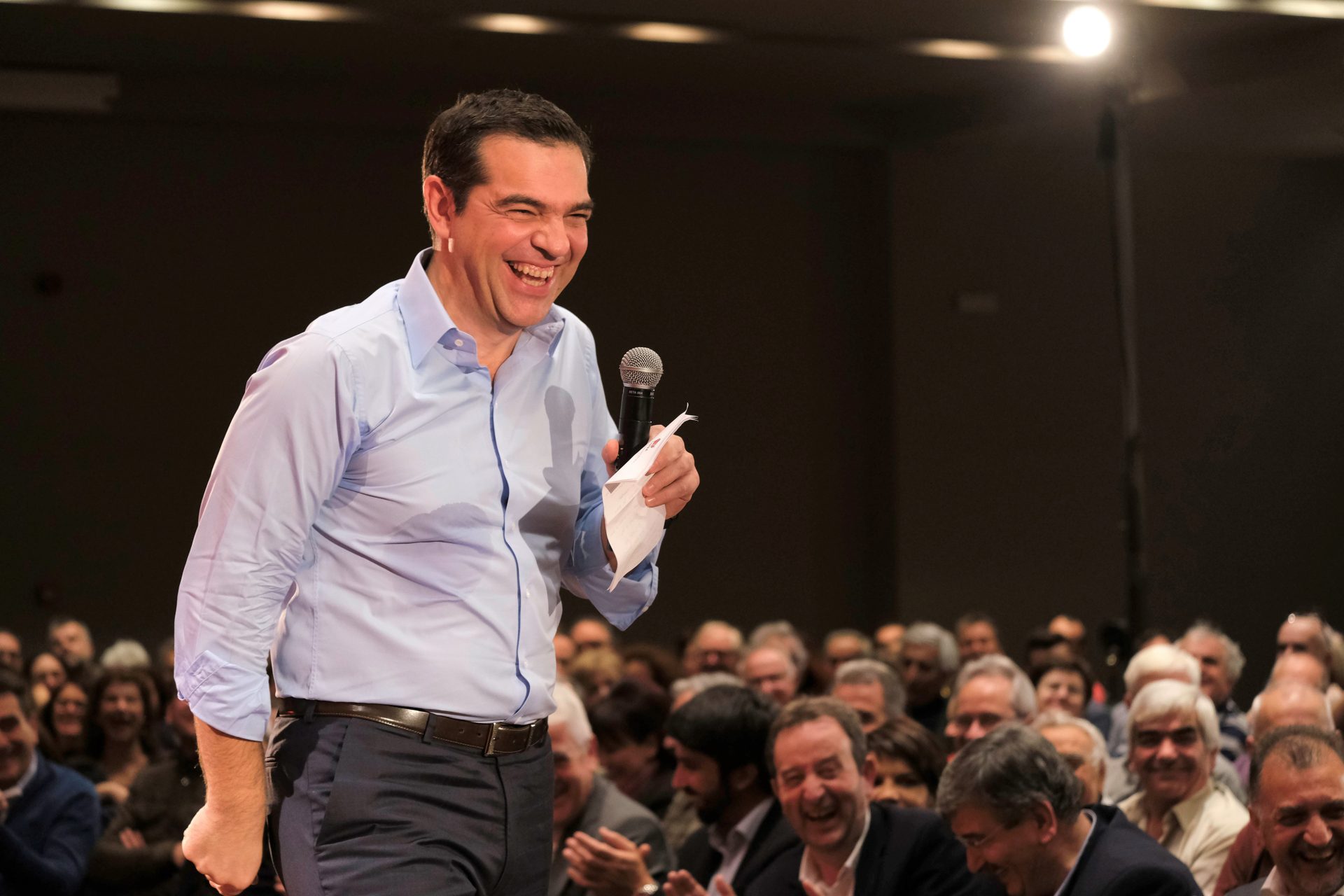 “Πονηρή” πρόταση Τσίπρα: Εκλογή προέδρου από τα μέλη και όχι από το συνέδριο