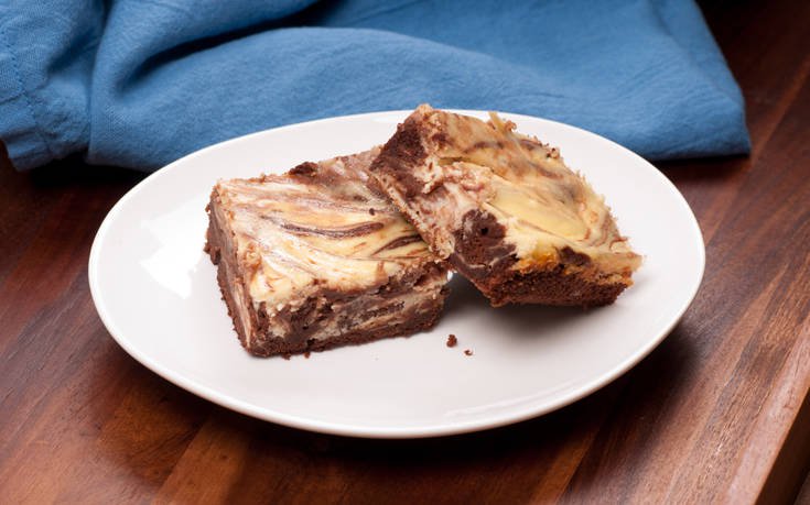 Σοκολατένιο Brownie με επικάλυψη Cheesecake
