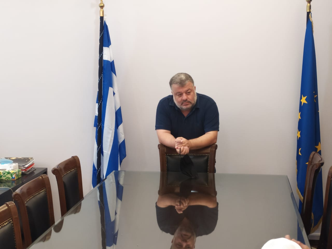 Στριμωγμένος στη γωνία από την κίνηση ματ της αντιπολίτευσης