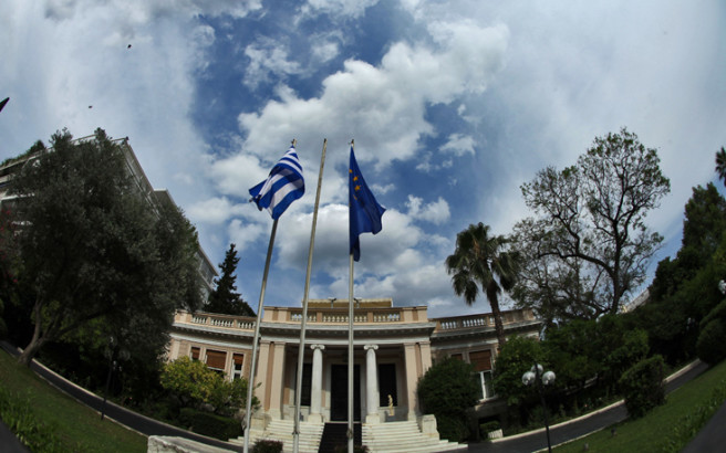 Ακρίβεια: Η κυβέρνηση σε περιδίνηση –Πόσο και για ποιους θα είναι το έκτακτο επίδομα του Πάσχα