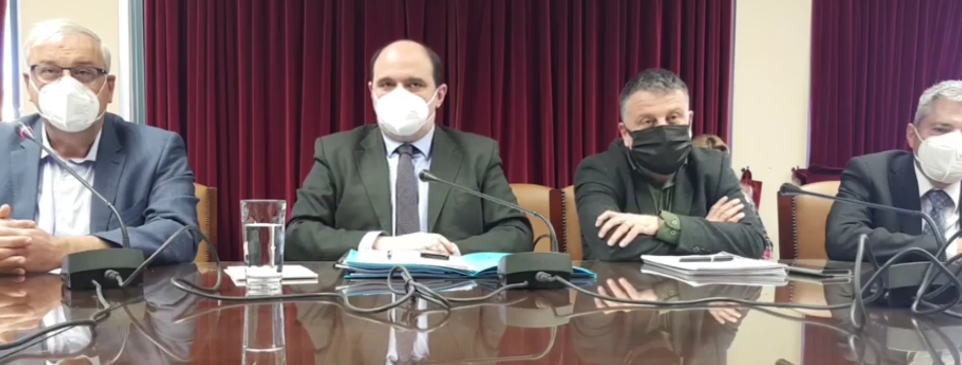 Συνέντευξη από τον Υφυπουργός στον Πρωθυπουργό κ. Χρήστο Τριαντόπουλο και τον Γενικό Γραμματέα  του Υπ. Εσωτερικών κ.  Μιχάλη Σταυριανουδάκη.