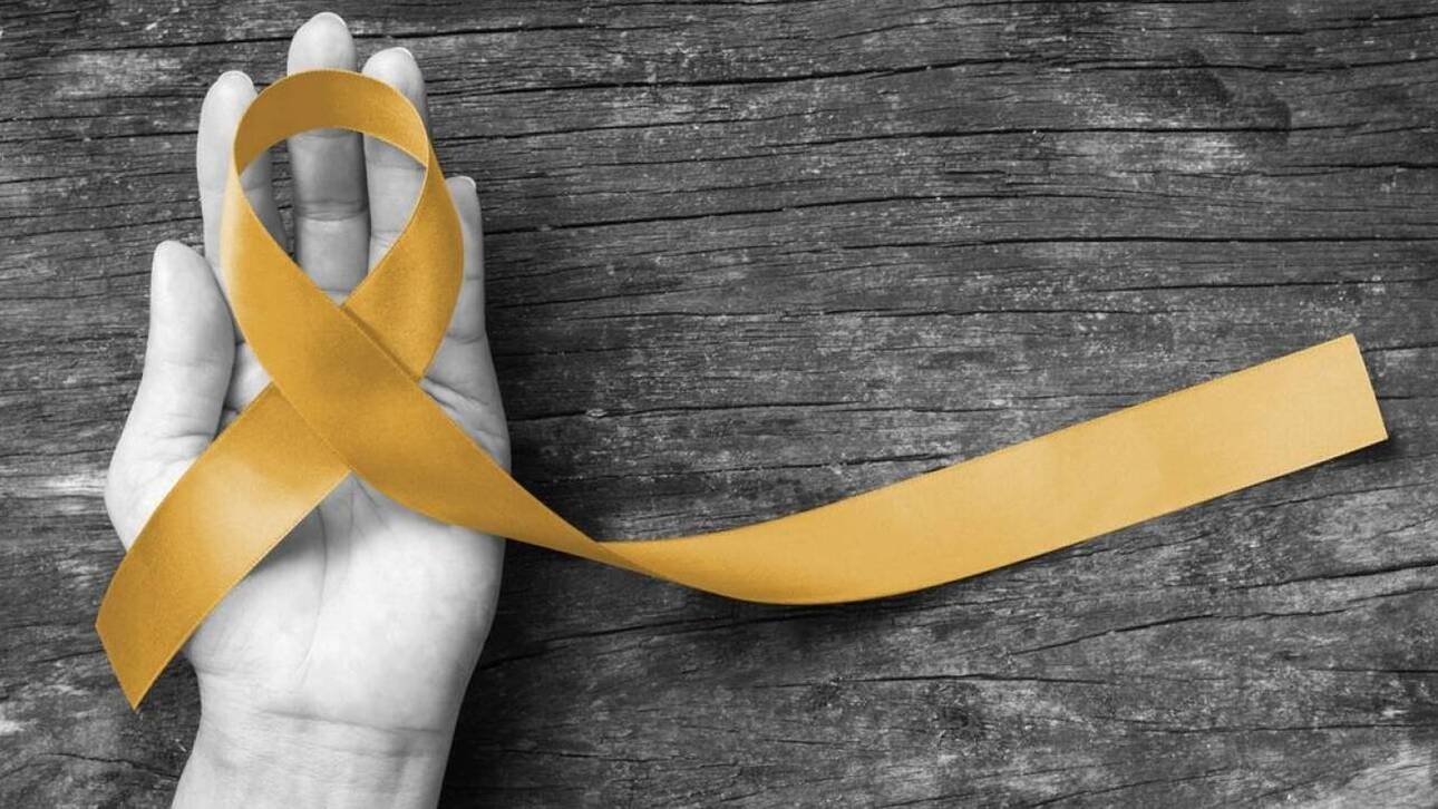 Υποκλινόμενος στους μαχητές -4 Φεβρουαρίου παγκόσμια ημέρα κατά του καρκίνου