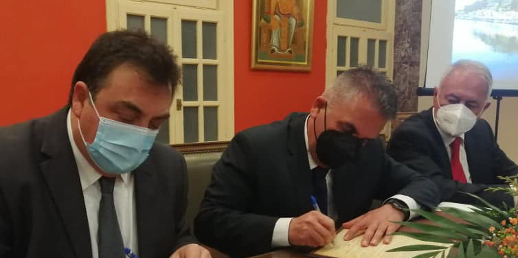 Αδελφοποίηση Δήμου Ιθάκης με τον Δήμο Πύργου