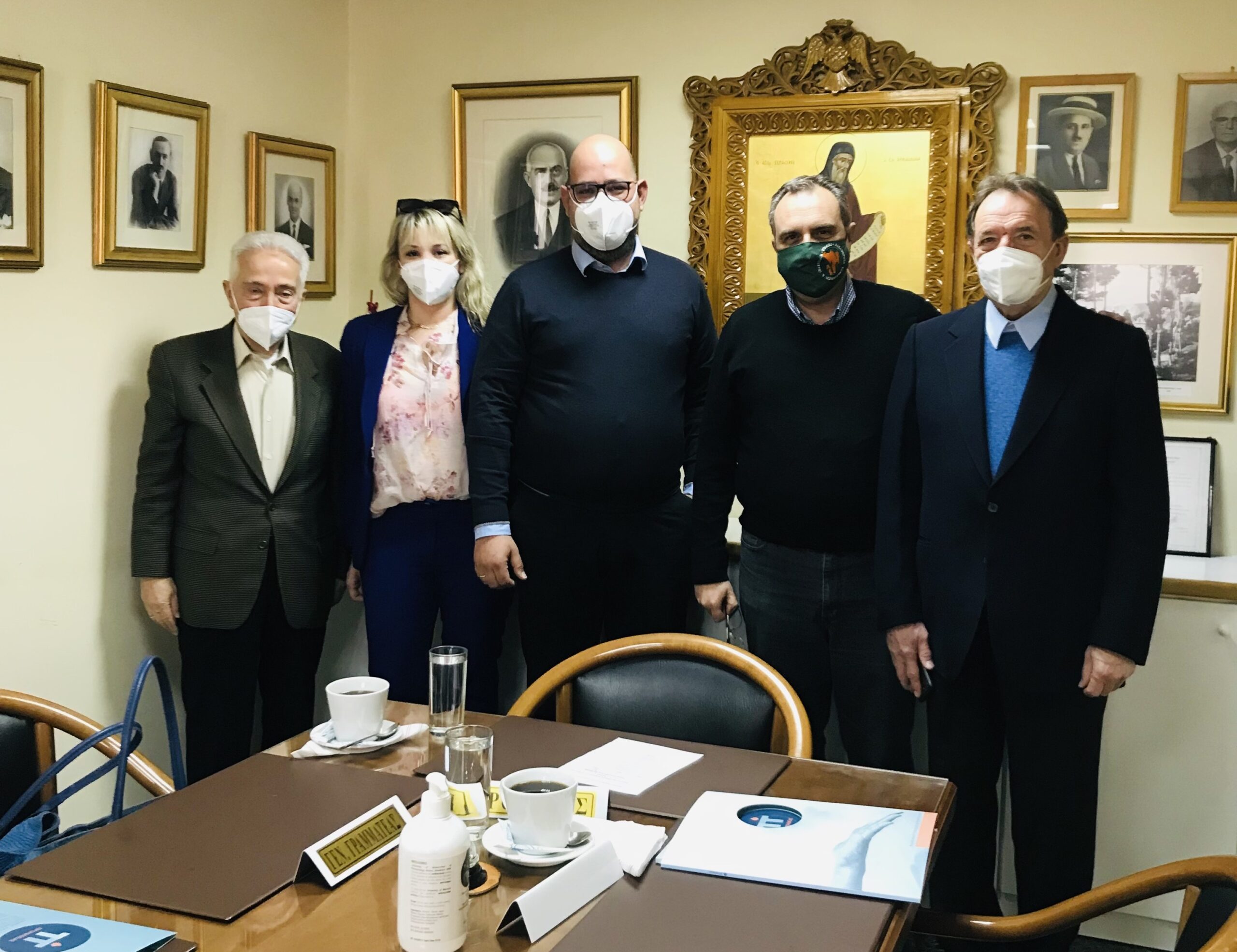 Αδελφότητα Πειραιά: Συντονίζει τις δράσεις της με φορείς και άλλα σωματεία για τη βοήθεια προς την Ουκρανία