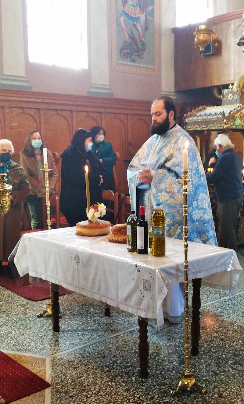 Άλλος παπάς, άλλη εποχή για τα Λουρδάτα! [βίντεο]