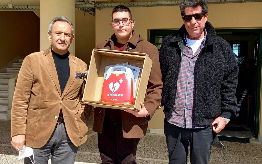 Απινιδωτής στο Γενικό Λύκειο Ληξουρίου
