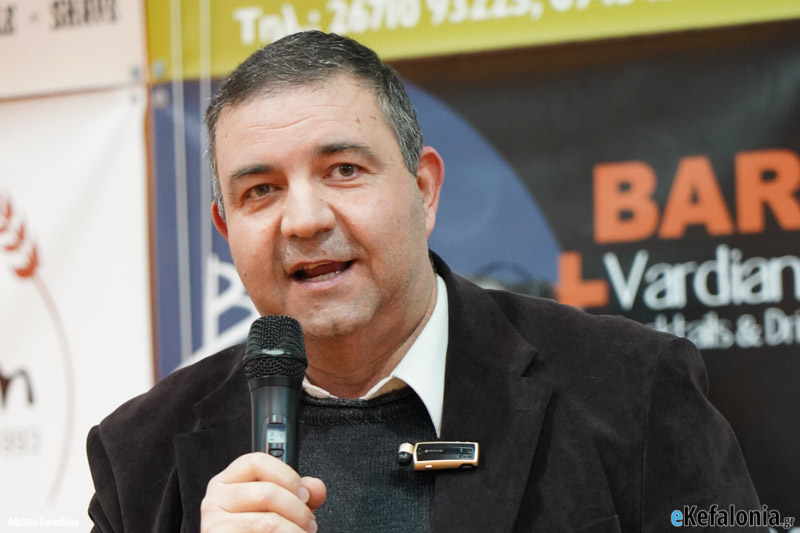 Δήμος Ληξουρίου: Απάντηση στις γελοιότητες του κατά ..φαντασία ιδανικού Δημάρχου
