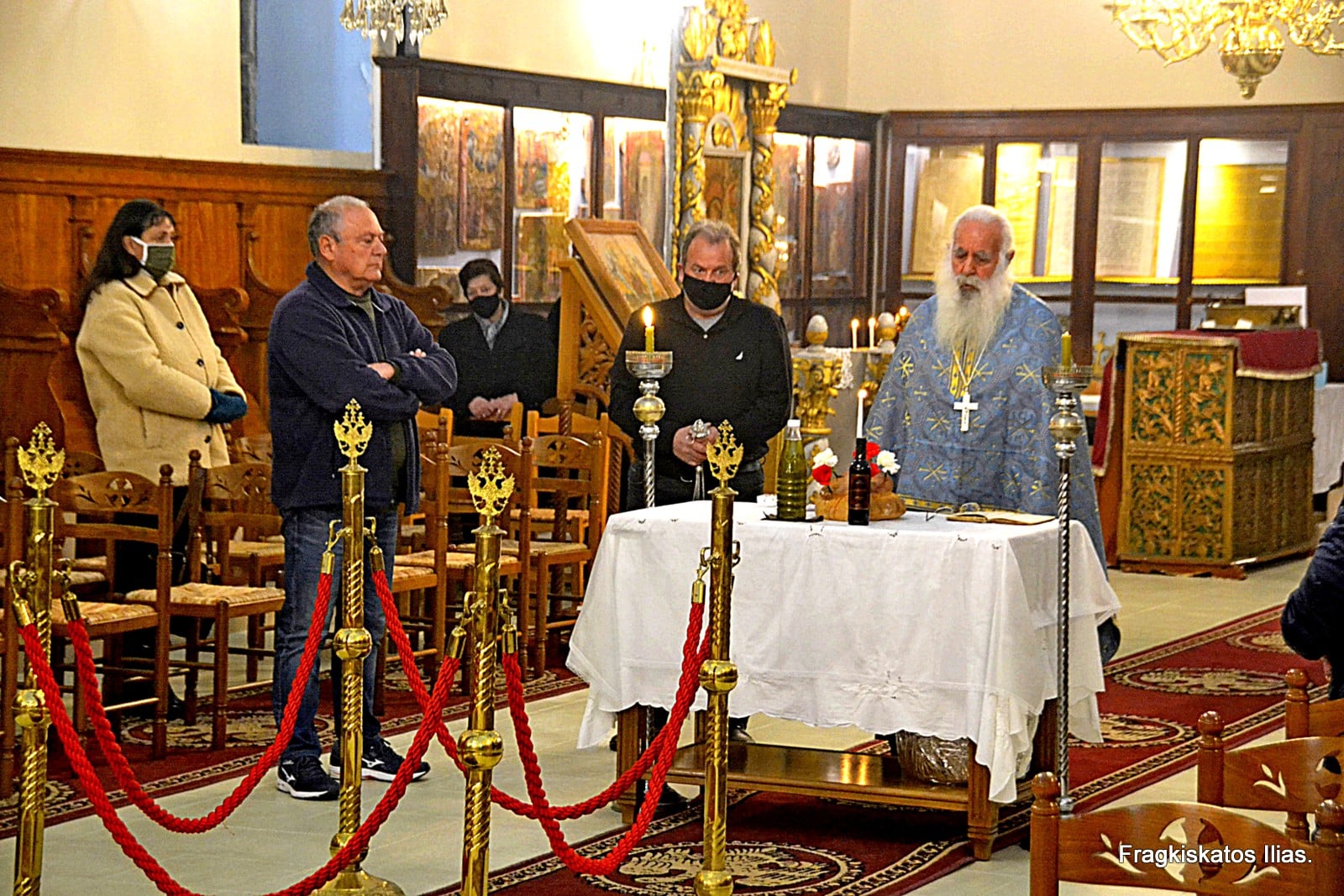 Εορταστικός Εσπερινός στον Ιερό Ναό Ευαγγελίστριας στο Κάστρο [εικόνες]