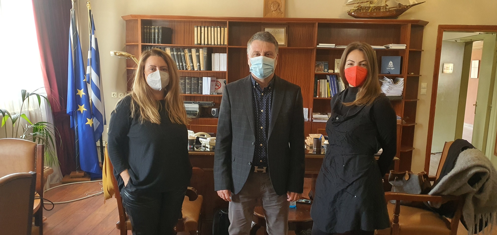 Παγκόσμια Ημέρα Γυναίκας: Αντιπροσωπεία της «Women Αct» στον Αντιπεριφερειάρχη Σταύρο Τραυλό