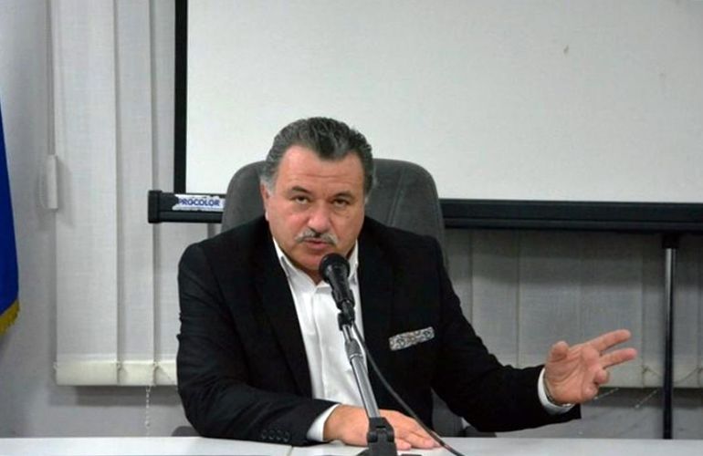ΑΝΑΣΑ: Σε …3 κομμάτια ο Σύμβουλος Εκπαίδευσης!