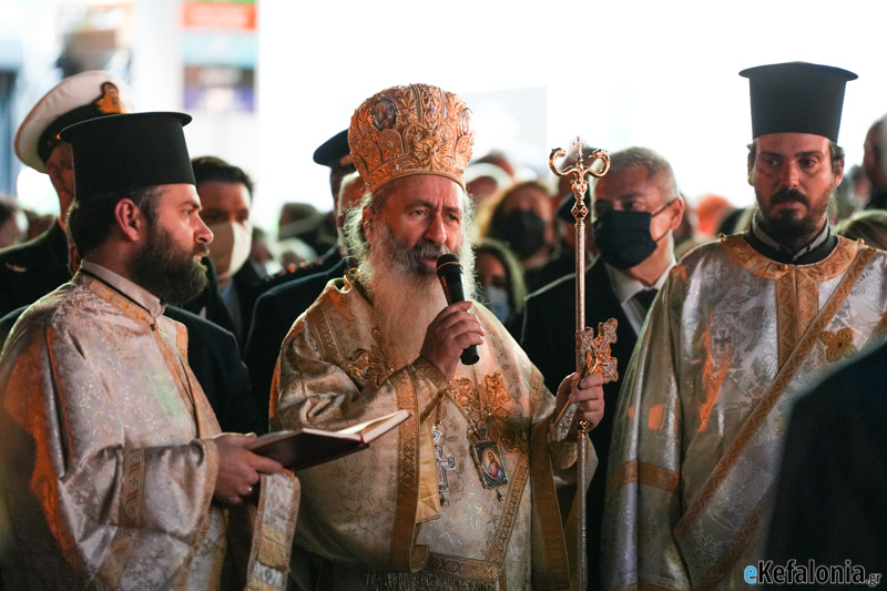 Δεν θα δεχθεί ευχές στο Επισκοπείο ο Μητροπολίτης Δημήτριος
