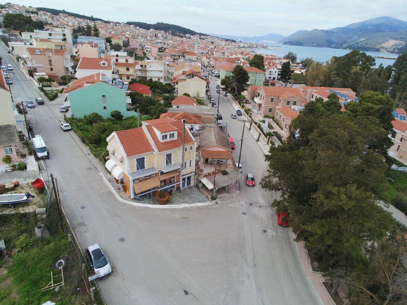 Θετικά αντιμετώπισε το Δημοτικό Συμβούλιο Αργοστολίου τη μελέτη για το κυκλοφοριακό -Συναίνεση και από τις παρατάξεις της Αντιπολίτευσης