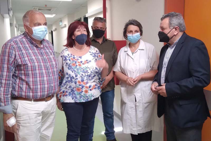 Επίσκεψη των Θεόδωρου και Σπύρου Γαλιατσάτου στο Γηροκομείο Αργοστολίου