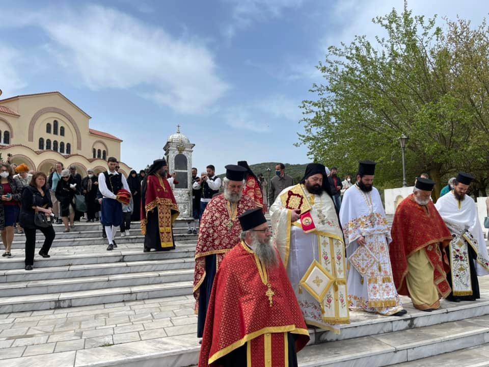 Πλήθος κόσμου την Κυριακή του Θωμά στο Μοναστήρι του Αγίου -Πραγματοποιήθηκε η Λιτάνευση σε Πλάτανο και Αλώνια [εικόνες]