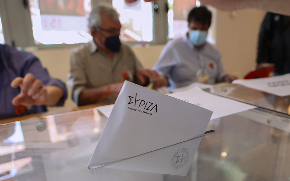 ΣΥΡΙΖΑ: Χαμόγελα για τον υπερδιπλασιασμό των μελών