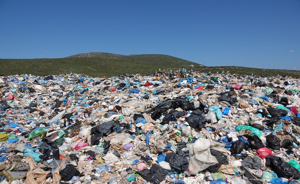 ΣΥΡΙΖΑ: Οι τριτοκοσμικές εικόνες στην Παλλοστή δεν κρύβονται με επικοινωνιακές φιέστες, κ